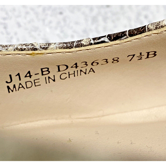 Cole Haan Grand OS Size 7.5M Faux Snakeskin Pumps Cream & Gray Career Shoes - Picture 11 of 12